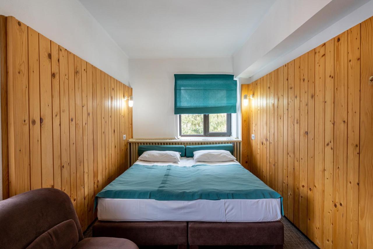 Complex Hotelier Cota O Mie Sinaia Eksteriør bilde