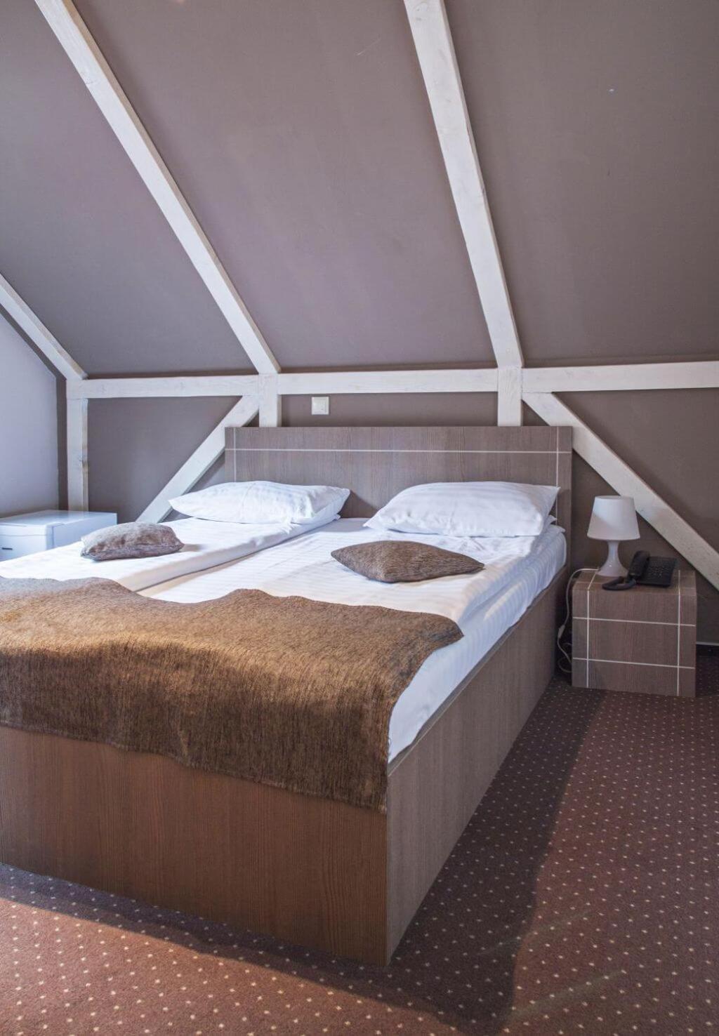 Complex Hotelier Cota O Mie Sinaia Eksteriør bilde